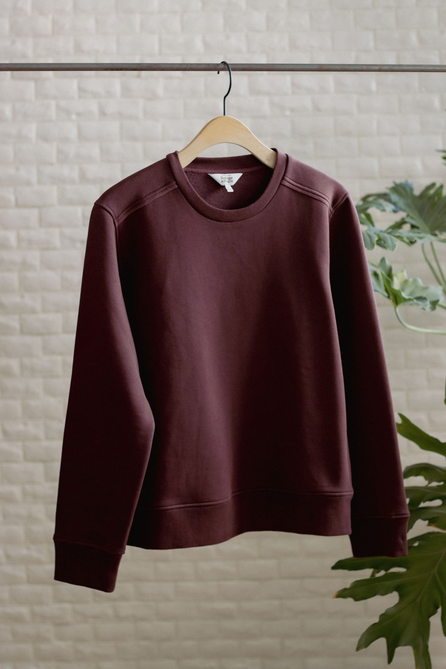Bailey Crew Sweatshirt / Burgundy