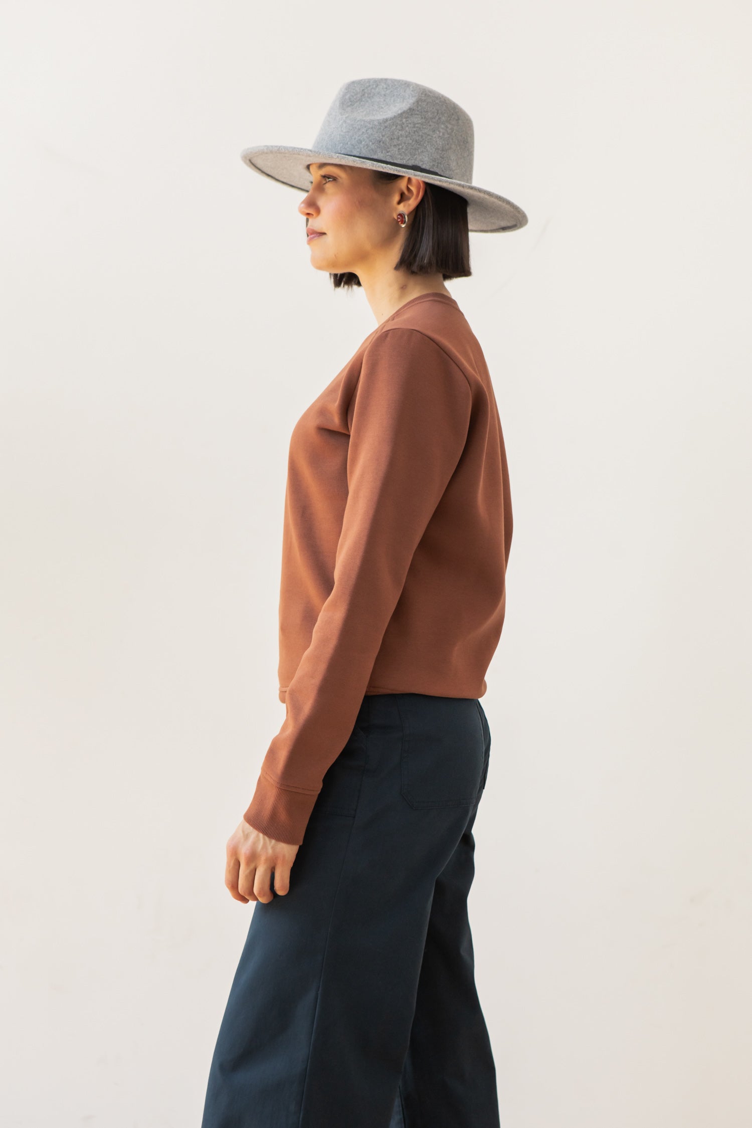 Bailey Crew Sweatshirt / Burnt Umber