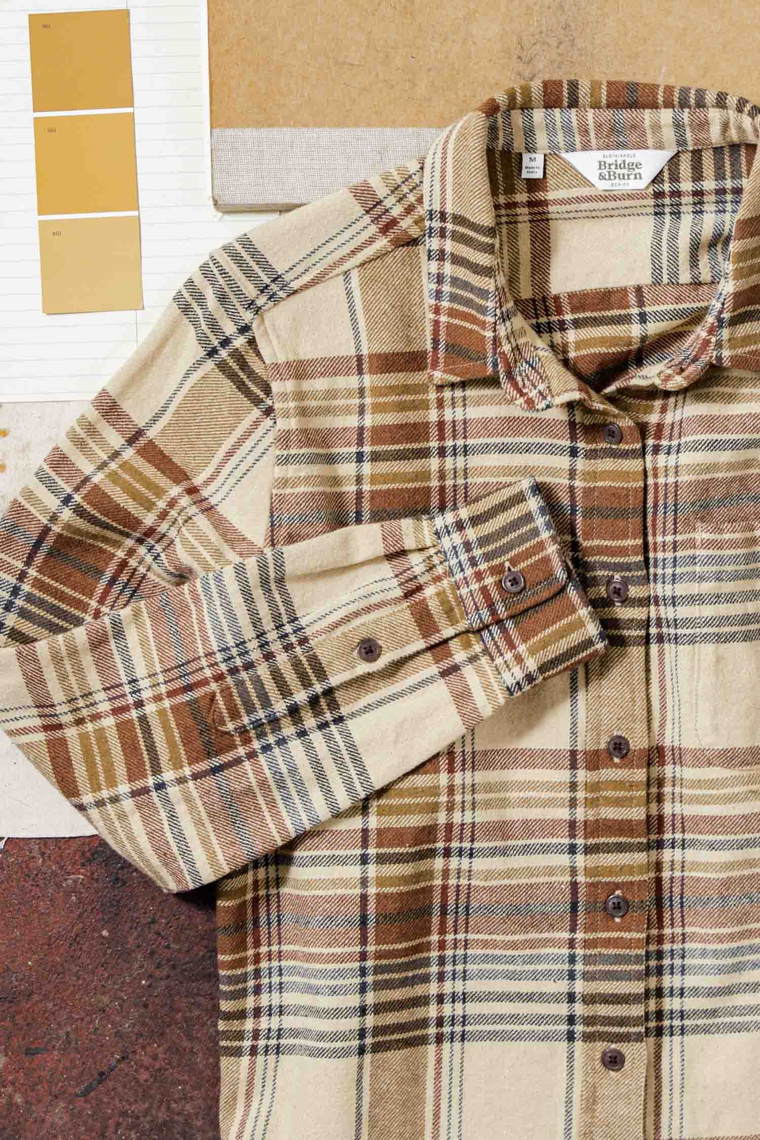 Ash Slim Shirt / Latte Plaid