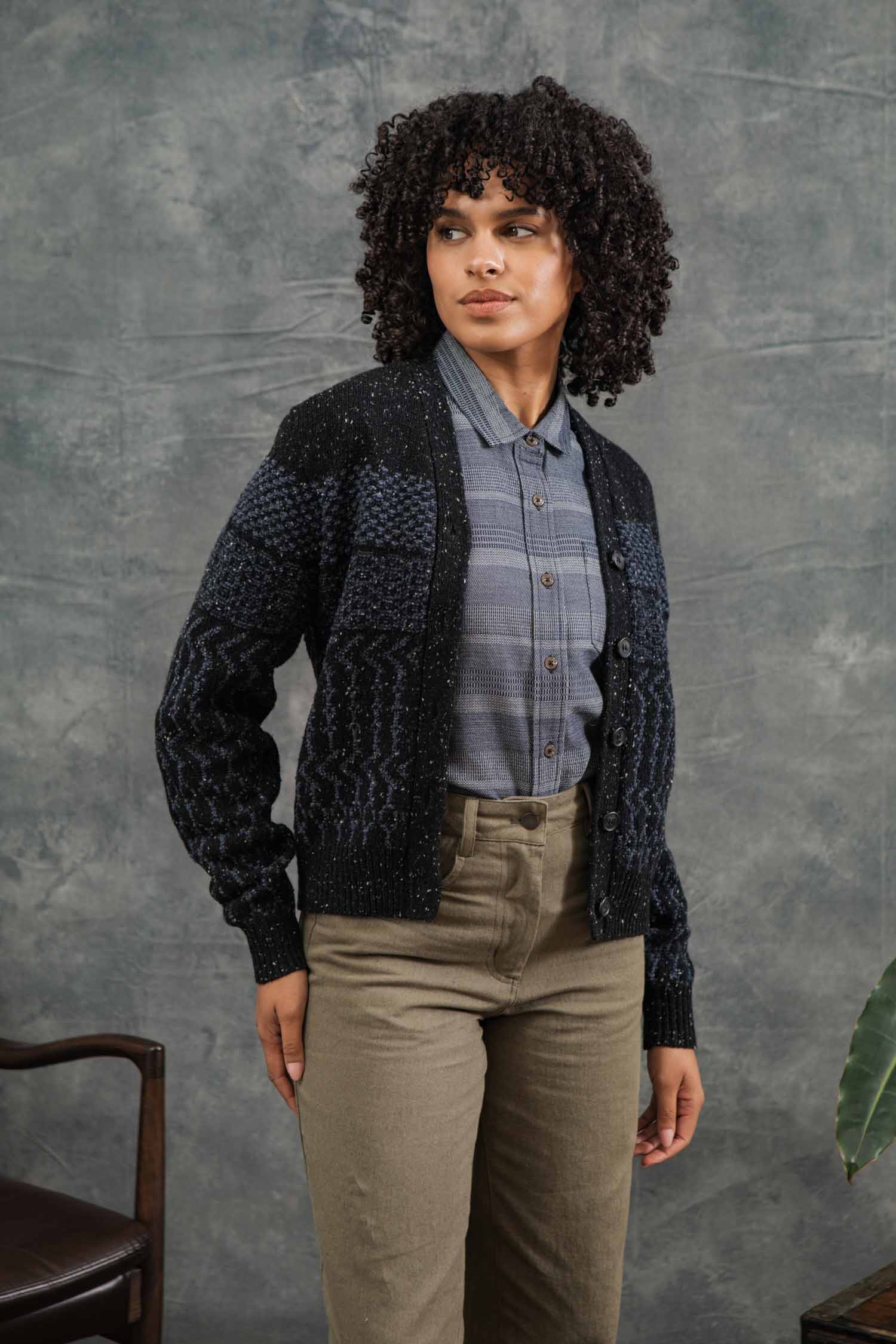 Juneau Cardigan / Midnight Tweed