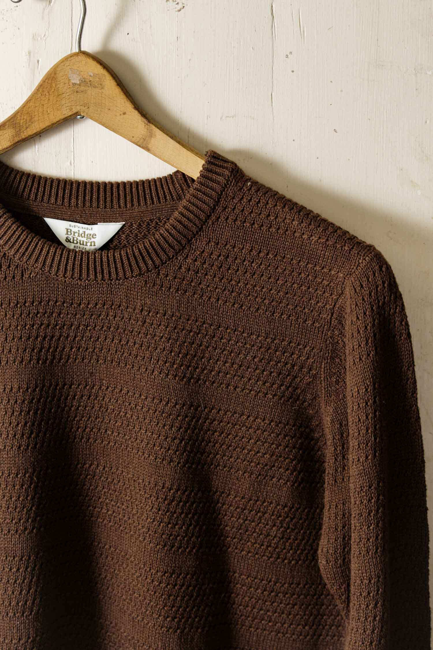 Calder Sweater / Walnut
