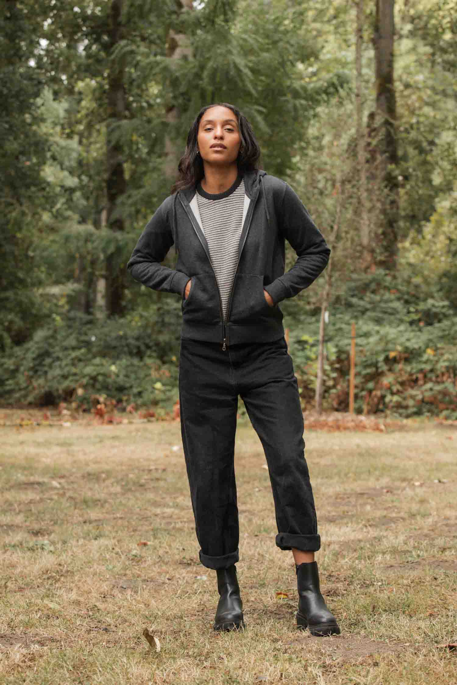 Mason Hoodie / Charcoal