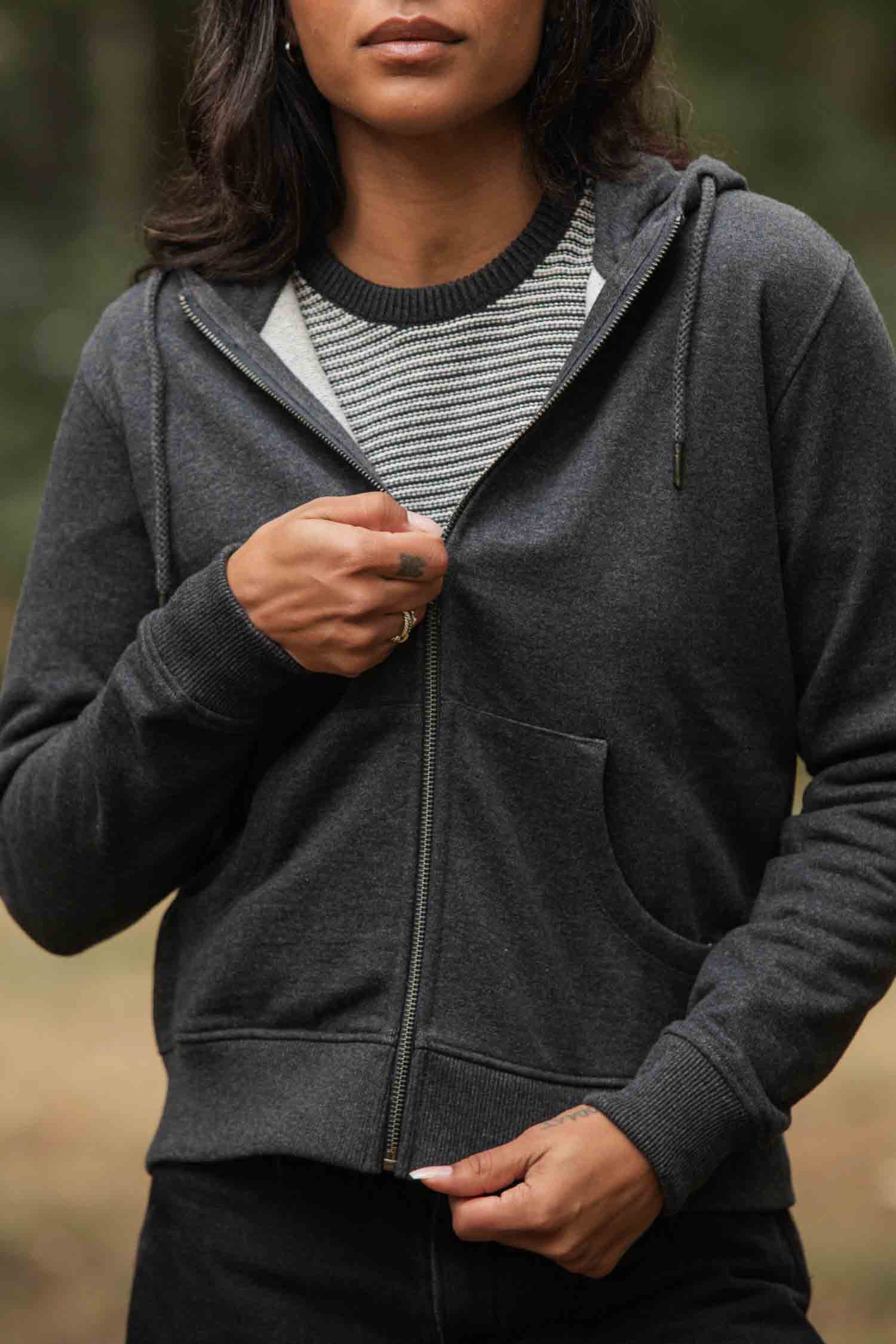 Mason Hoodie / Charcoal