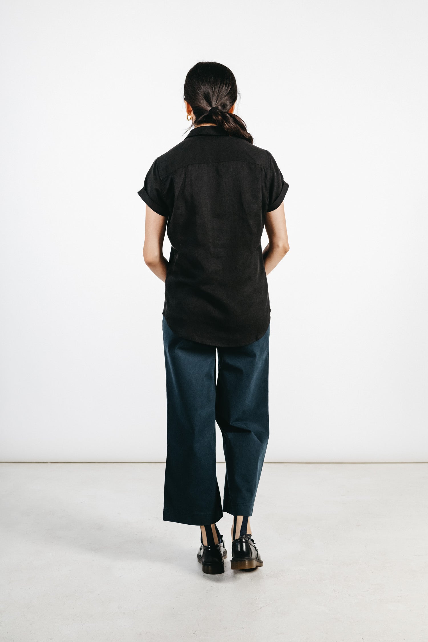 Innes Shirt / Black.