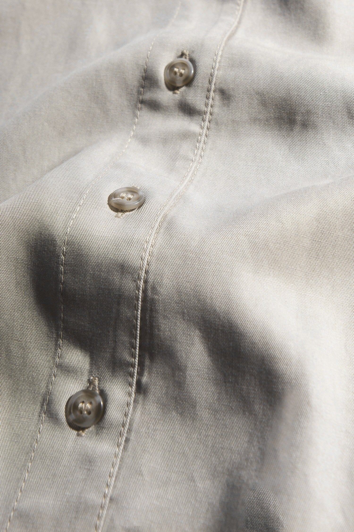 Innes Shirt / Dove Grey