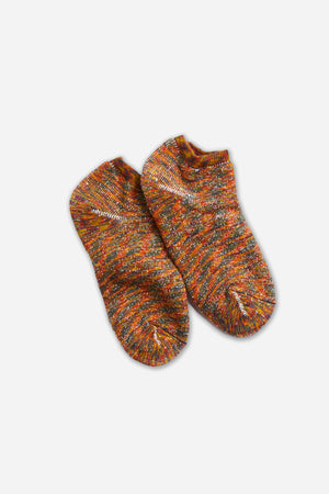 RoToTo Washi Pile Short Socks "Kasuri" / Savannah by RoToTo: ankle-length handcrafted Japanese socks featuring a vibrant multicolored pattern in orange, red, green, and yellow, displayed on a white background.