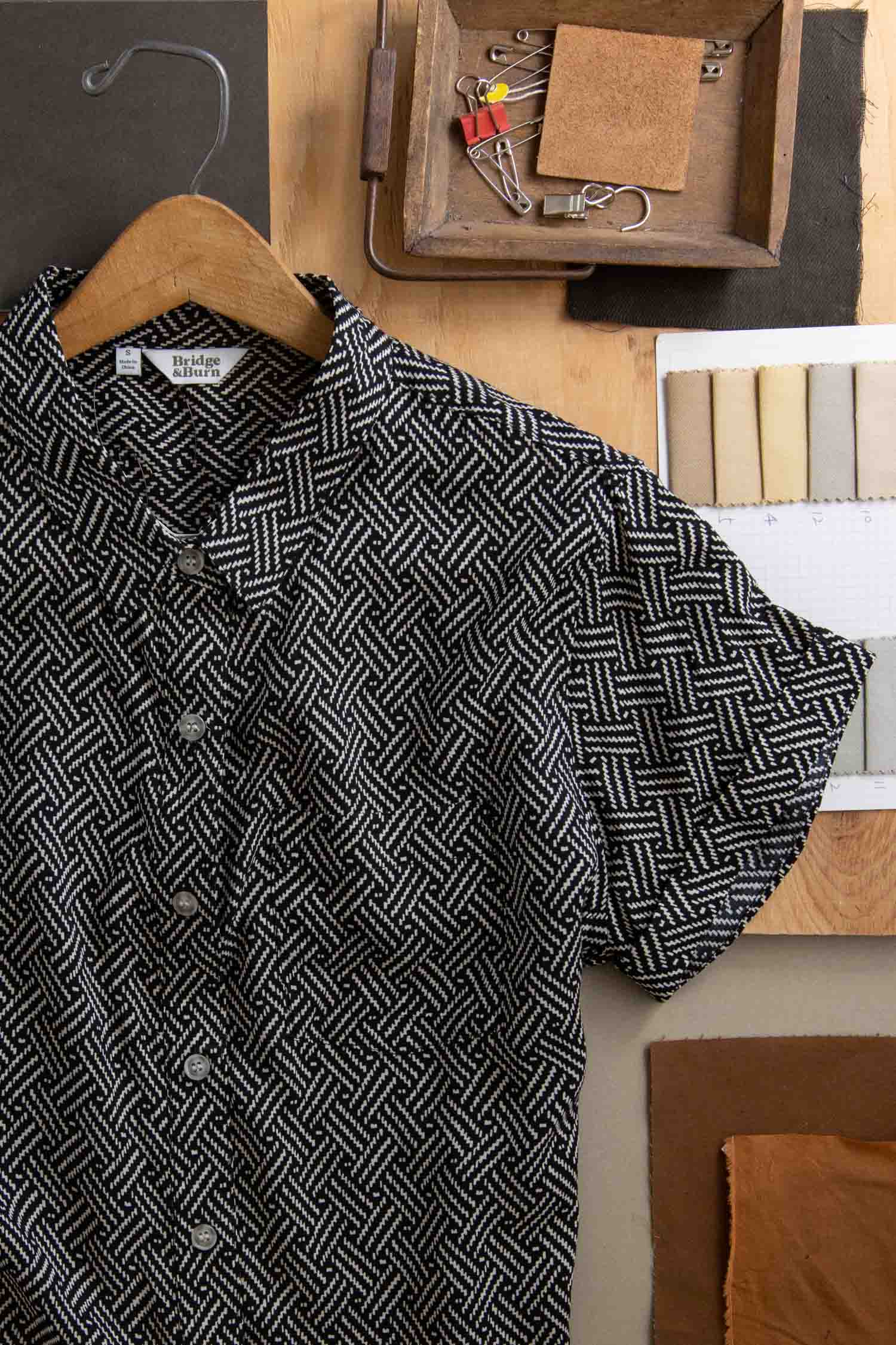Bea Shirt / Black Geo