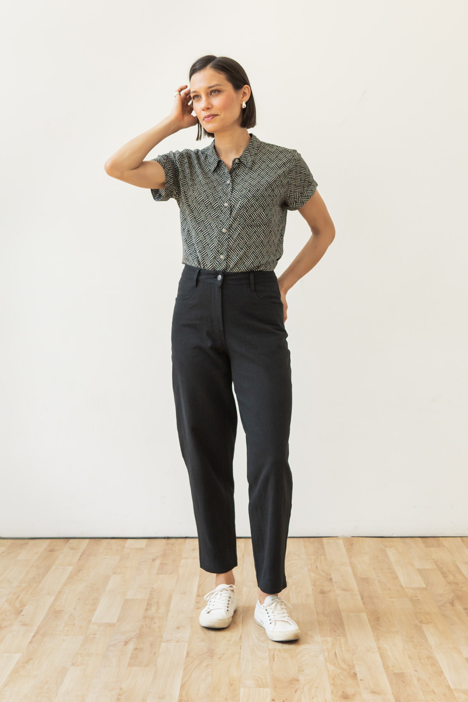 Bea Shirt / Black Geo