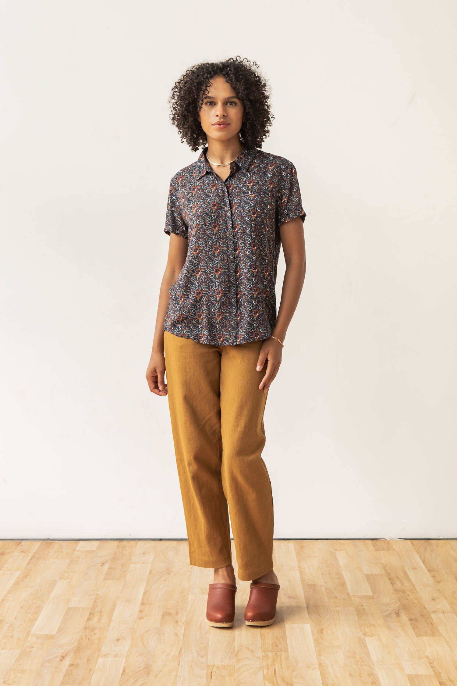 Lana Shirt / Midnight Floral