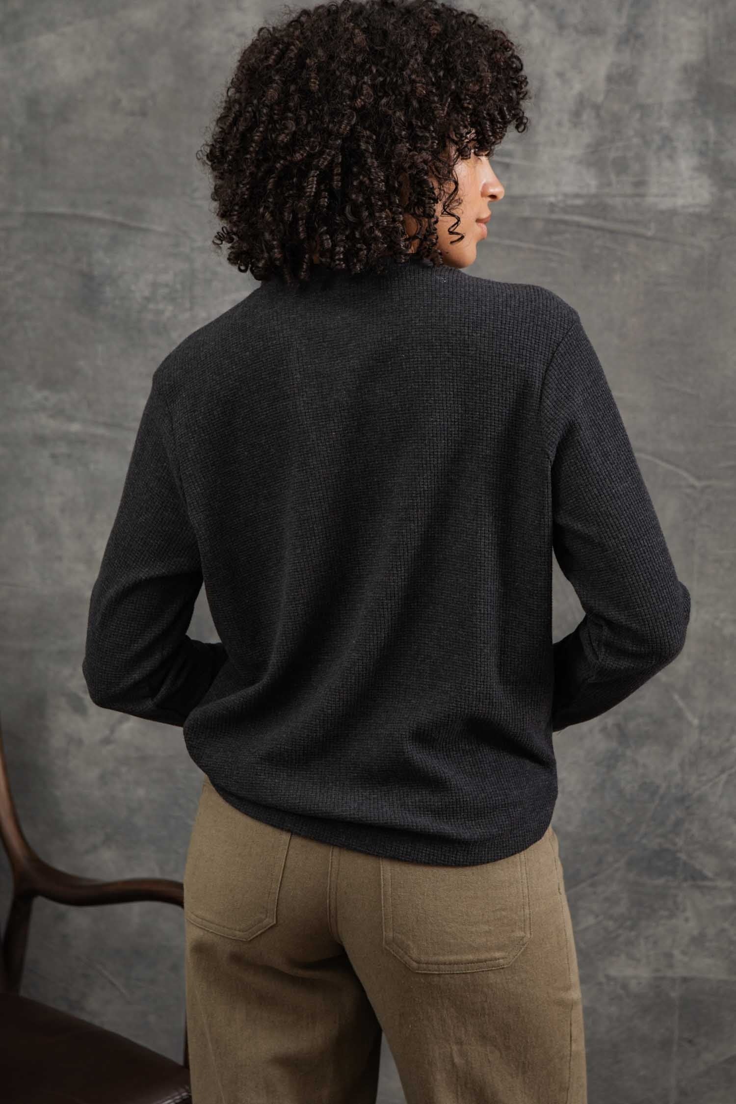 Women's Recycled Waffle Henley / Charcoal Melange