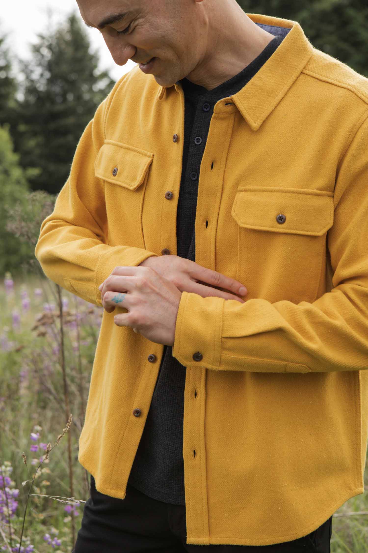 Pointer Overshirt / Antique Gold