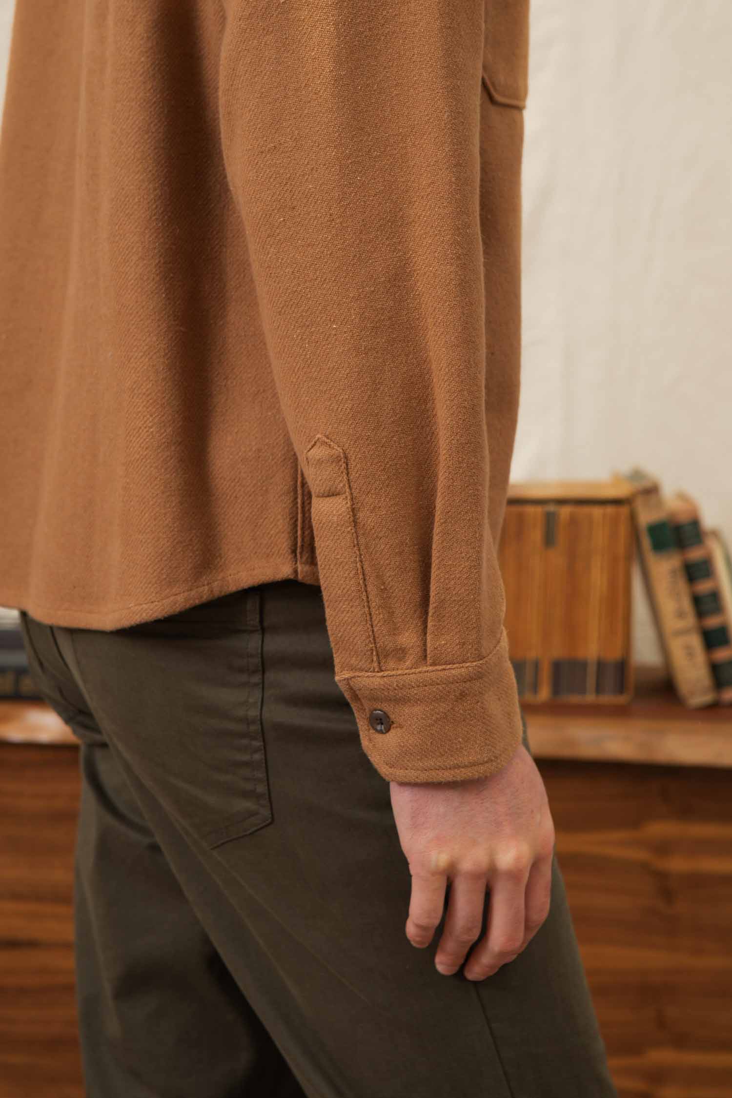 Pointer Overshirt / Camel
