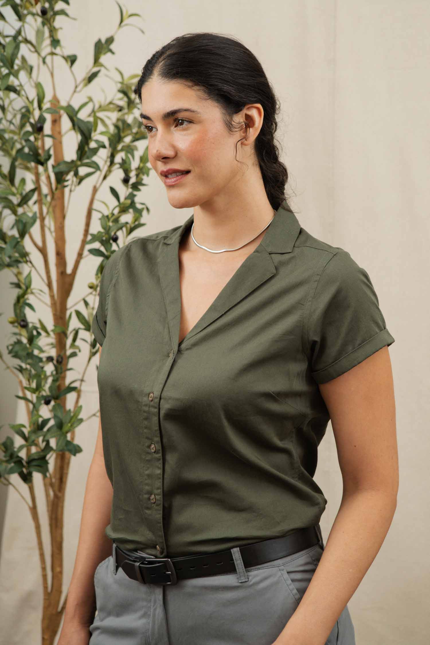 Innes Shirt / Olive