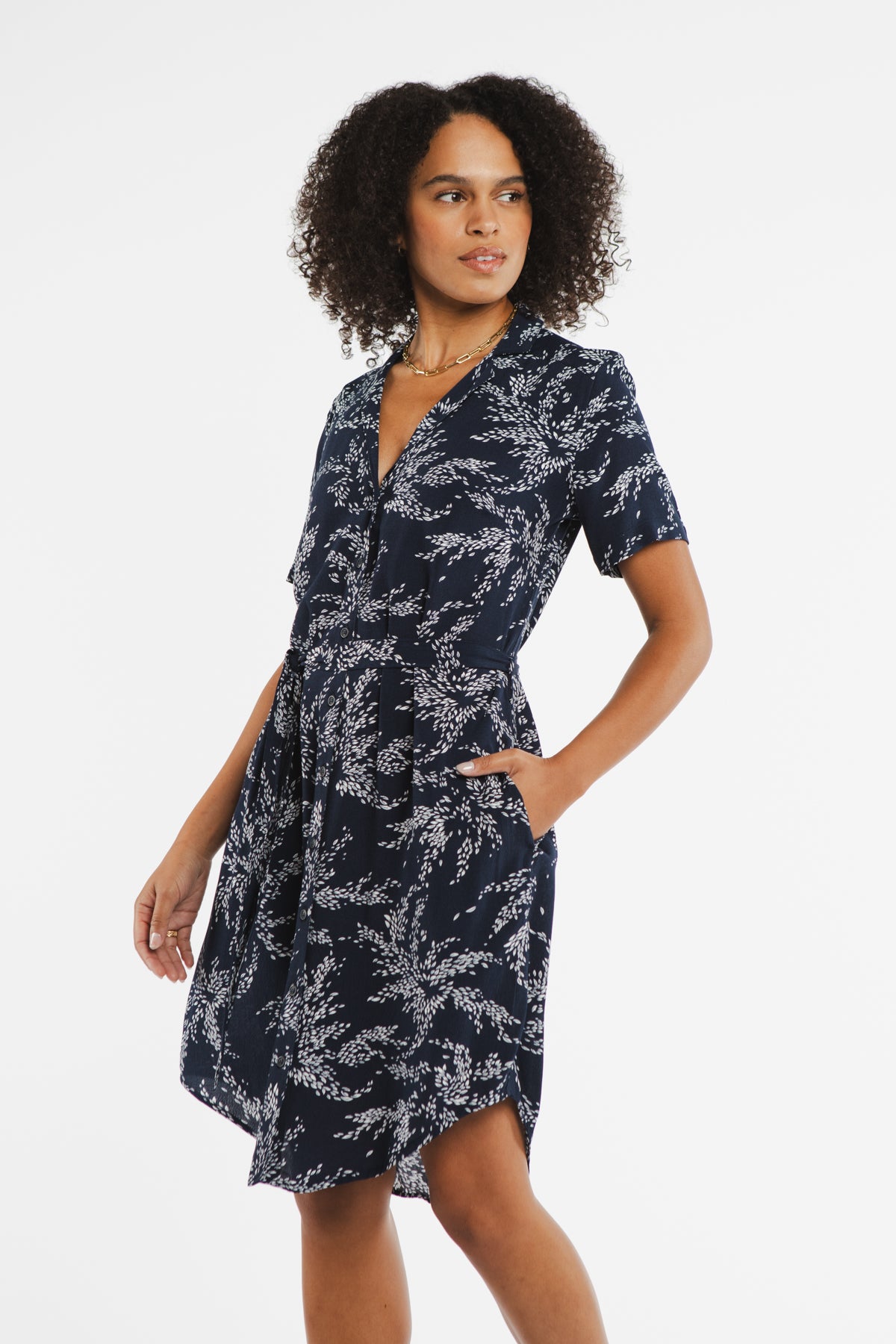 Sofia Shirt Dress / Navy Leaf