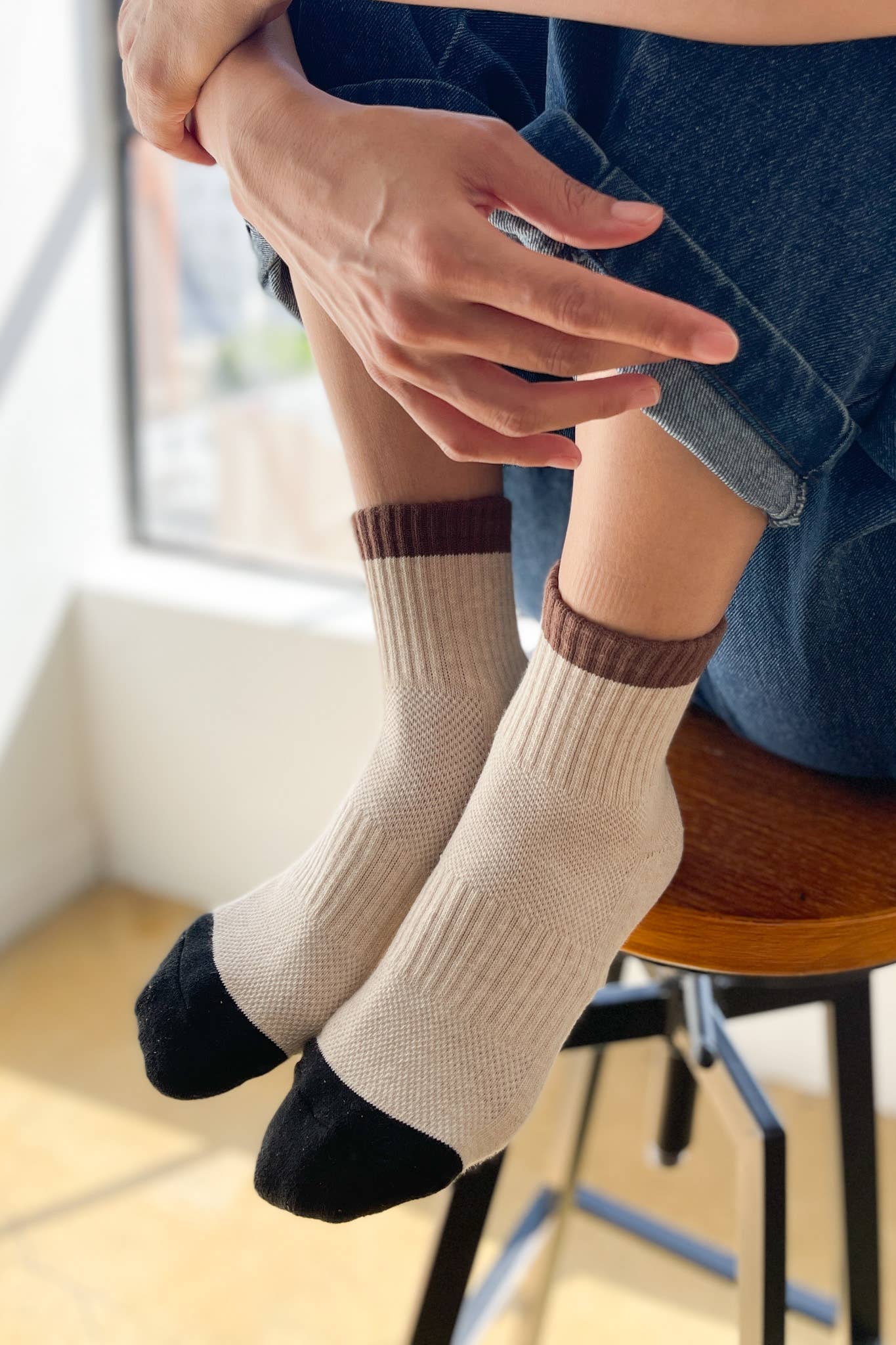 Le Bon Shoppe - Color Block Girlfriend Socks / Black Coffee
