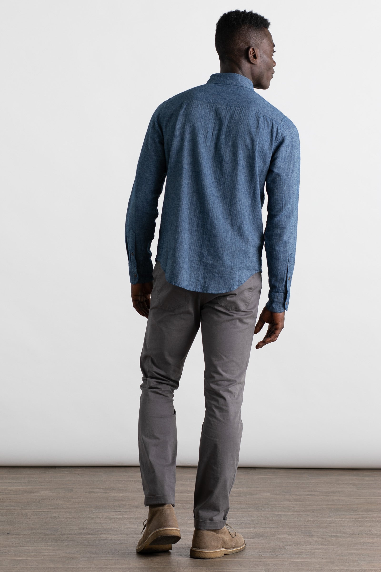 Sutton Slim Shirt / Indigo Herringbone