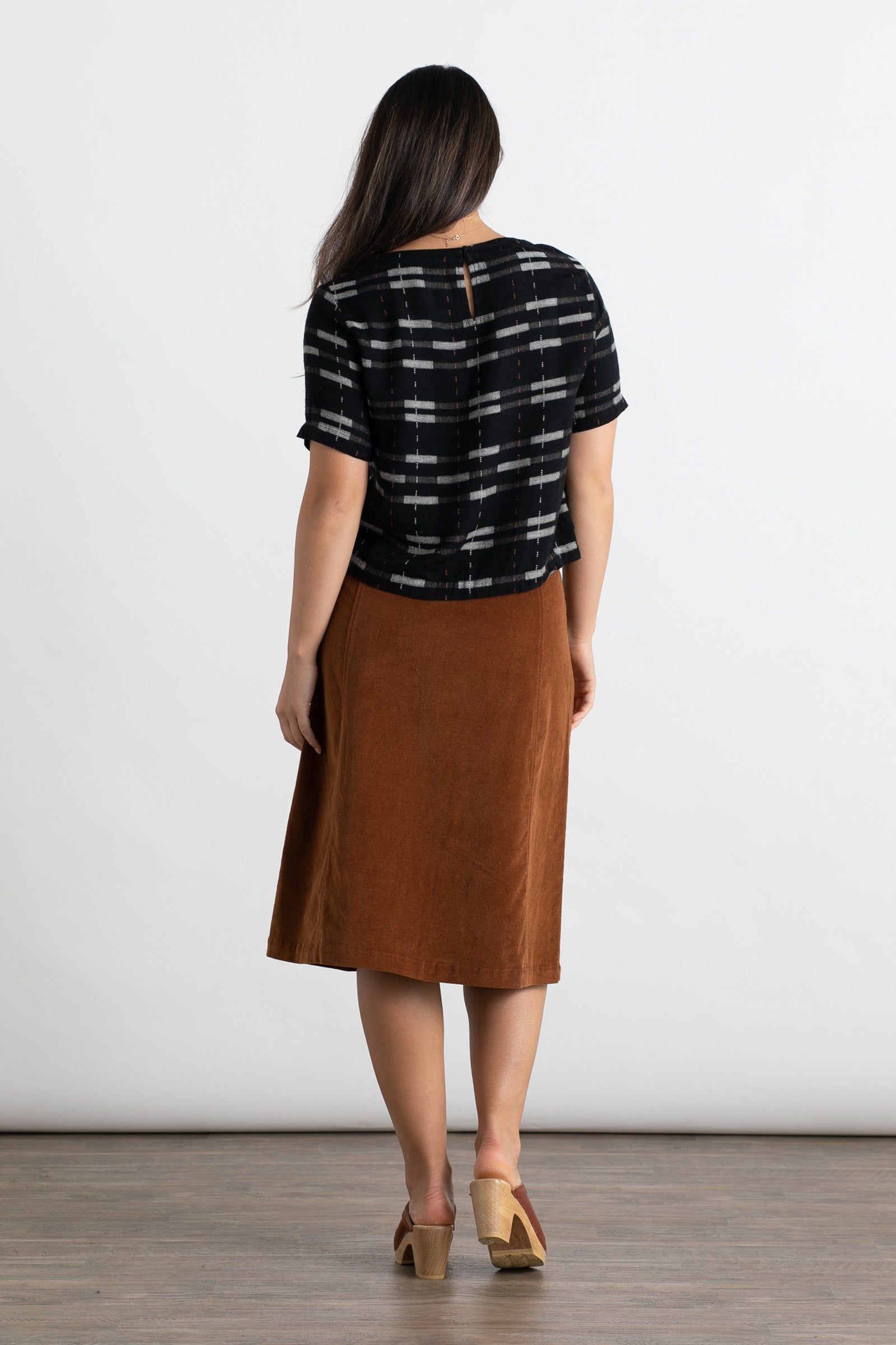 Leona Shirt / Black Stripe
