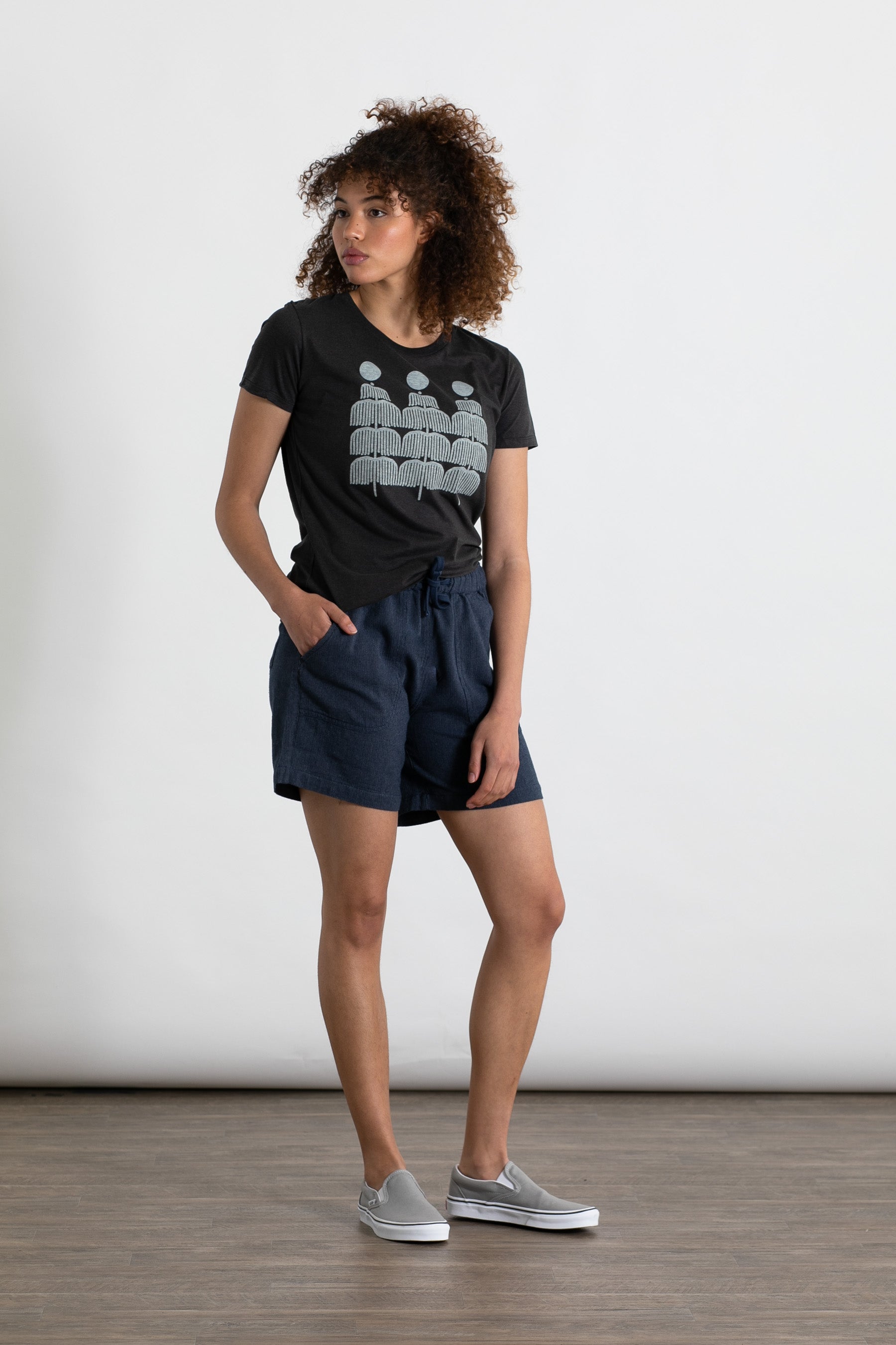 Nico Short / Navy Chevron